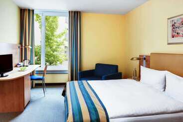 هتل Tribe Düsseldorf