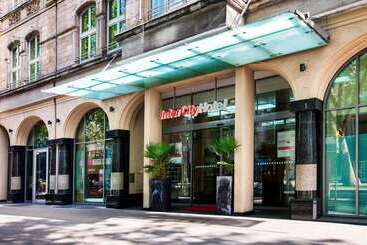 هتل Tribe Düsseldorf