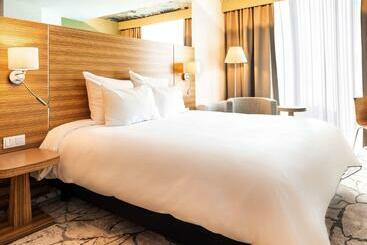هتل Mercure Tallinn