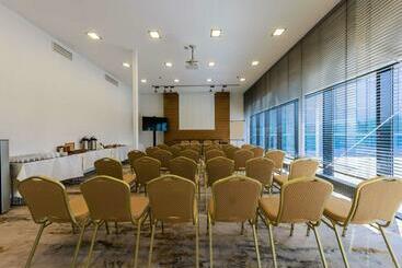هتل Mercure Tallinn