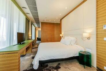هتل Mercure Tallinn