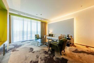 هتل Mercure Tallinn