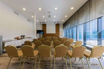 هتل Mercure Tallinn