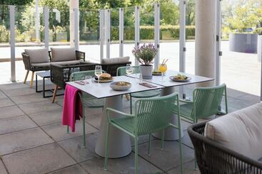 هتل Mercure Tallinn