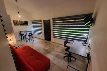 هتل Palmareca Inn Suites Studio