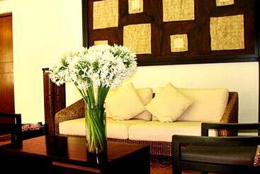 هتل Palmareca Inn Suites Studio