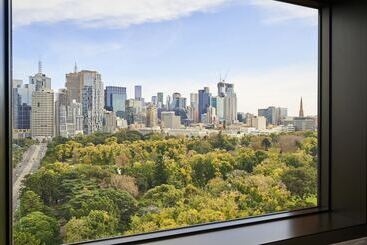 هتل Pullman Melbourne On The Park