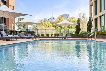 هتل Pullman Melbourne On The Park