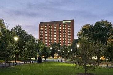 هتل Pullman Melbourne On The Park