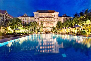 هتل Royal Angkor Resort & Spa