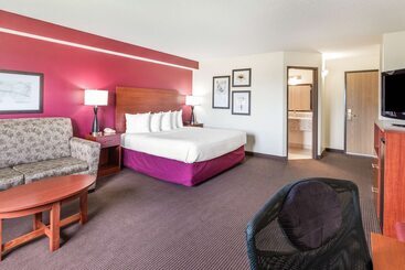 Surestay Plus Hotel By Best Western Litchfield