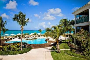 هتل The Sands At Grace Bay