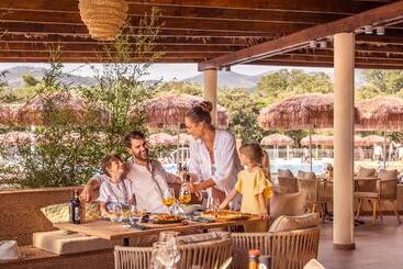 هتل Valamar Tirena
