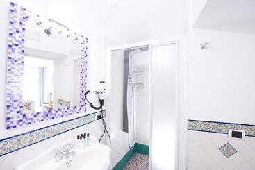 هتل Villa Felice Relais