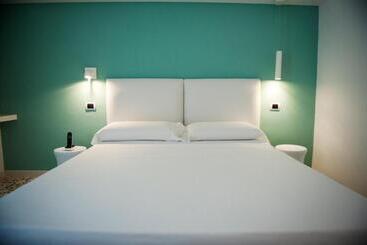 هتل Villa Felice Relais