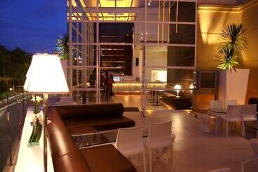 Waterfront Cebu City Hotel & Casino