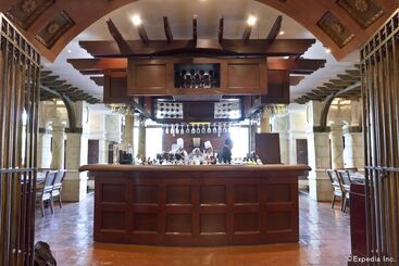 Waterfront Cebu City Hotel & Casino