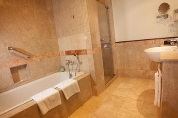 Waterfront Cebu City Hotel & Casino