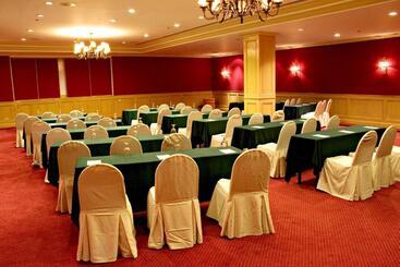 Waterfront Cebu City Hotel & Casino