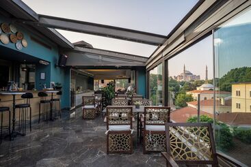 هتل Yasmak Sultan