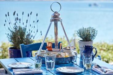 استراحتگاه Phāea Blue