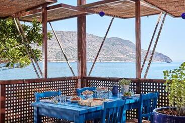 استراحتگاه Phāea Blue
