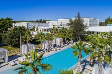 Solaris Hotel Jure