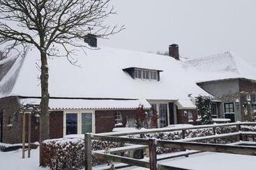 B&b Farmhouse De Loksheuvel