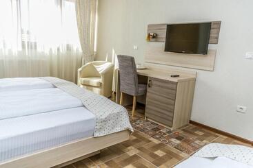 Domino Residence