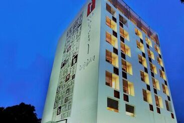 هتل Imperial Heights