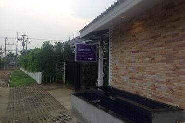 호텔 Me2 Singhamuntra Resort Kamphaengsaen