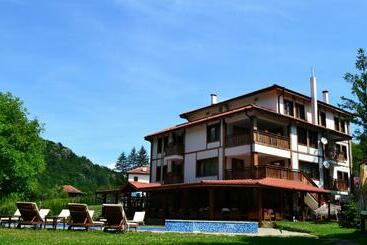 پانسیون Guest House Valevtsi