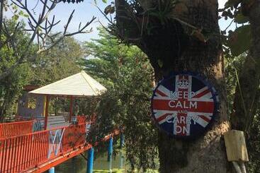 پانسیون Panpim Resort