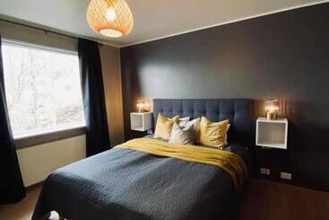 تختخواب و صبحانه Guesthouse Stekkaból