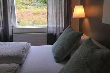 تختخواب و صبحانه Guesthouse Stekkaból