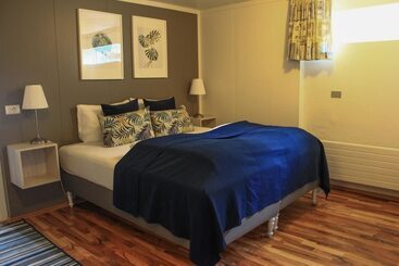 تختخواب و صبحانه Guesthouse Stekkaból