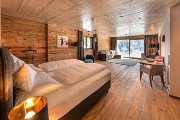 تختخواب و صبحانه Skilodge Oberlech