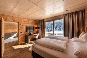 تختخواب و صبحانه Skilodge Oberlech