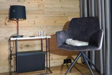 تختخواب و صبحانه Skilodge Oberlech