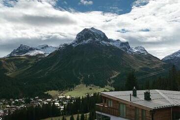 تختخواب و صبحانه Skilodge Oberlech