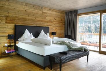 تختخواب و صبحانه Skilodge Oberlech