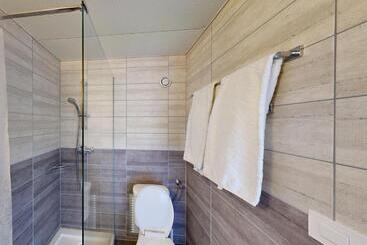 هتل Chalet Montriond Bike & Ski