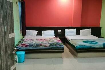 Ditto Room Hotel Kartik, Deoghar