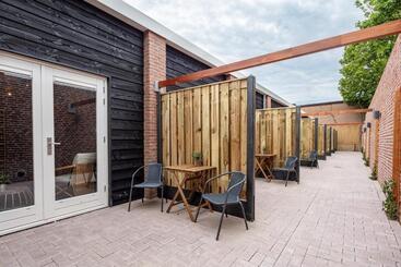 هتل Herberg Binnen