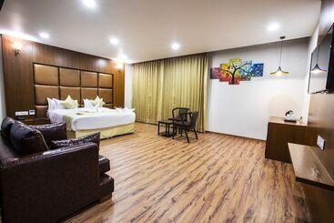 Отель Jalashray Resort