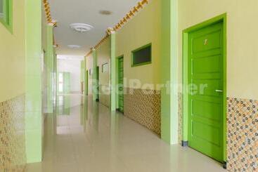 هتل Homestay Hj Suharti Natar Lampung Redpartner