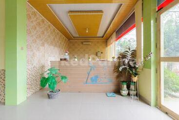 هتل Homestay Hj Suharti Natar Lampung Redpartner