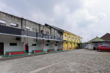 هتل Homestay Hj Suharti Natar Lampung Redpartner