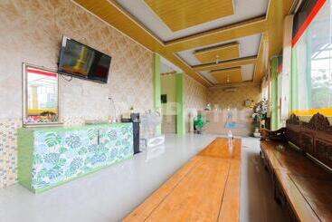 هتل Homestay Hj Suharti Natar Lampung Redpartner