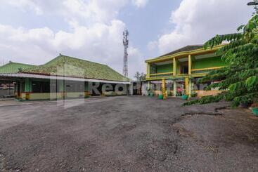 هتل Homestay Hj Suharti Natar Lampung Redpartner